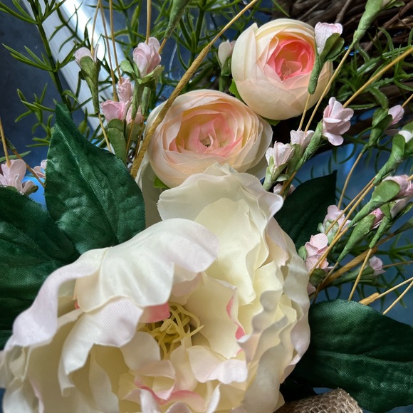 Spring collection-Peony grapevine wreath - Picture 3 of 8